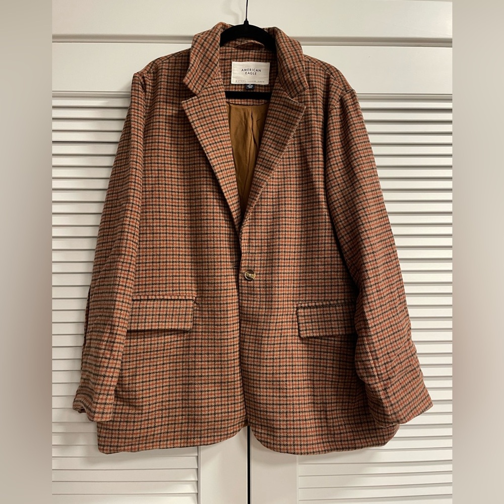 NWOT. American Eagle Plaid Blazer. Size XXL. Lined.